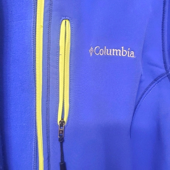 Columbia Softshell Full-Zip Jacket - Picture 5 of 7